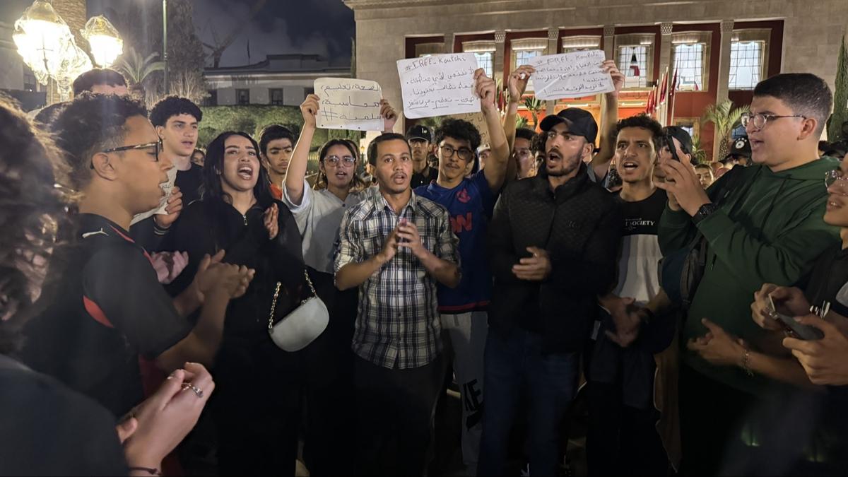 Fas'ta ''Z Kua'' krizi: Fosfat var, iki denizimiz var ama sefalet iindeyiz
