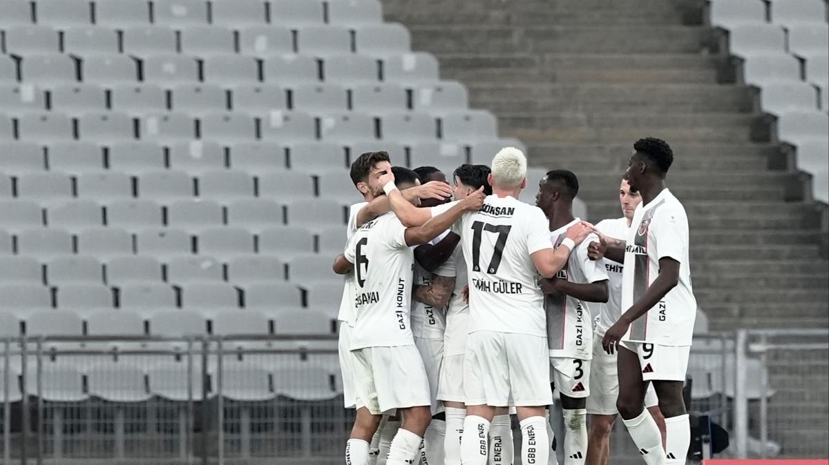 Gaziantep FK, stanbul'dan 3 puanla dnyor