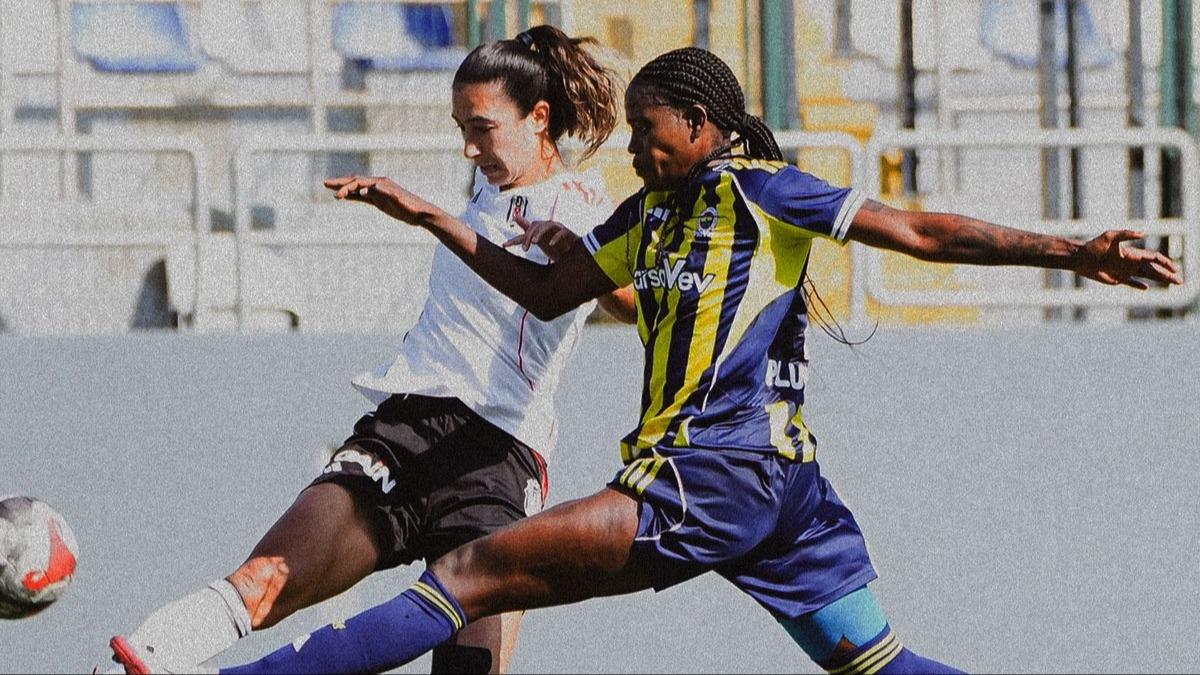 Kadnlar Sper Lig'in derbinin kazanan Fenerbahe