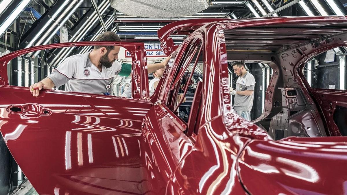 Otomotiv ihracatnda ifte rekor: 9 ayda 30 milyar dolar at