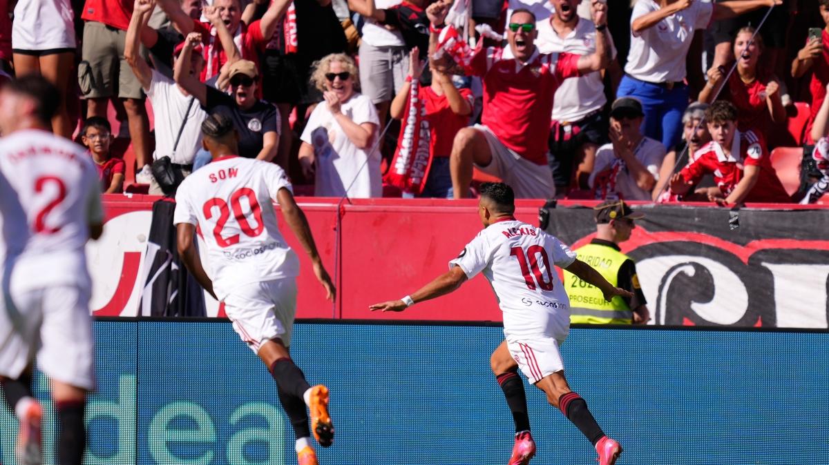 Sevilla, Barcelona'y farkl geti