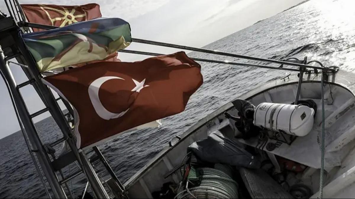 Umut yolcularn yalnz brakmadk! Trkiye'den Sumud Filosu'na havadan ve denizden destek
