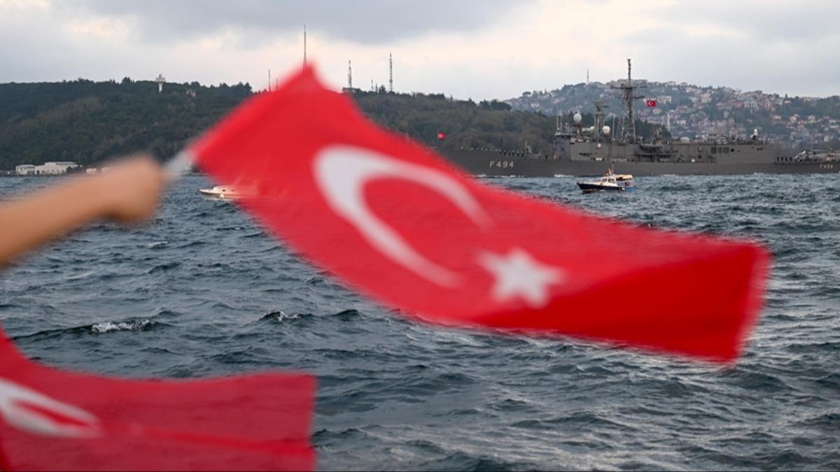 stanbul'un kurtuluunun 102. yl  