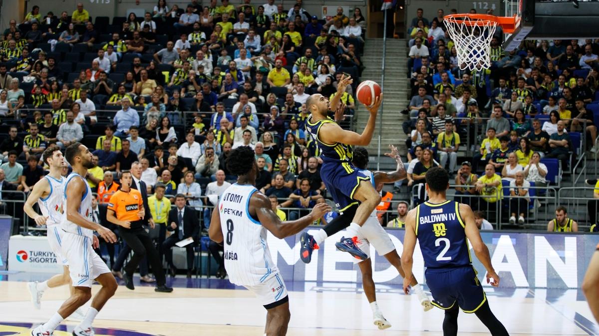 Aliaa Petkimspor Fenerbahe deplasmannda ilk malubiyetini ald