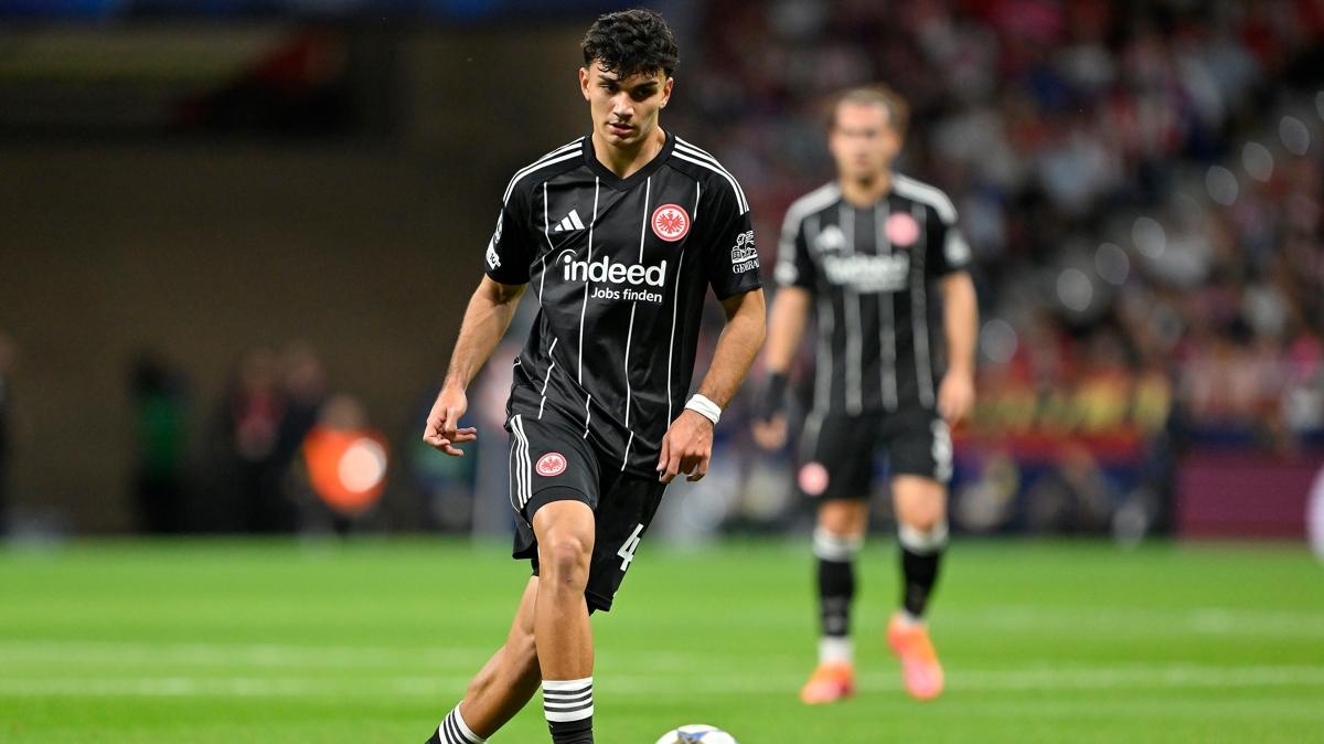 Eintracht Frankfurt'dan Can Uzun karar! Bonservis bedeli oldu