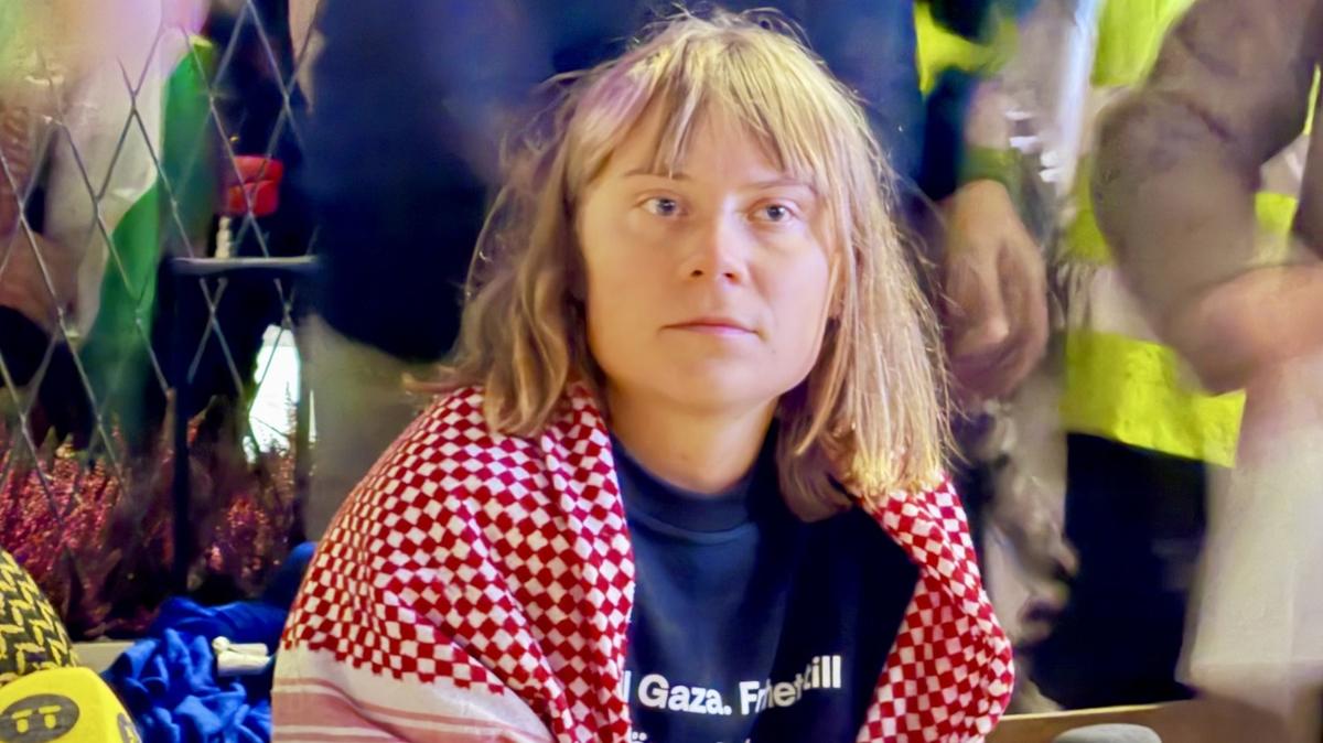 Vatandalarn srail'in zulmne terk ettiler! Aktivist Thunberg: Siz gittikten sonra bizi dvecekler dedim ama yine de gittiler