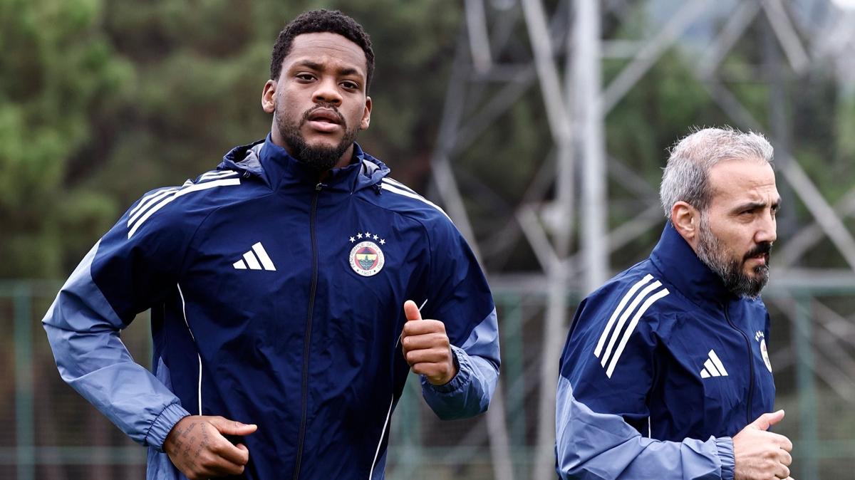 Fenerbahe'de Jhon Duran saha almalarna balad 