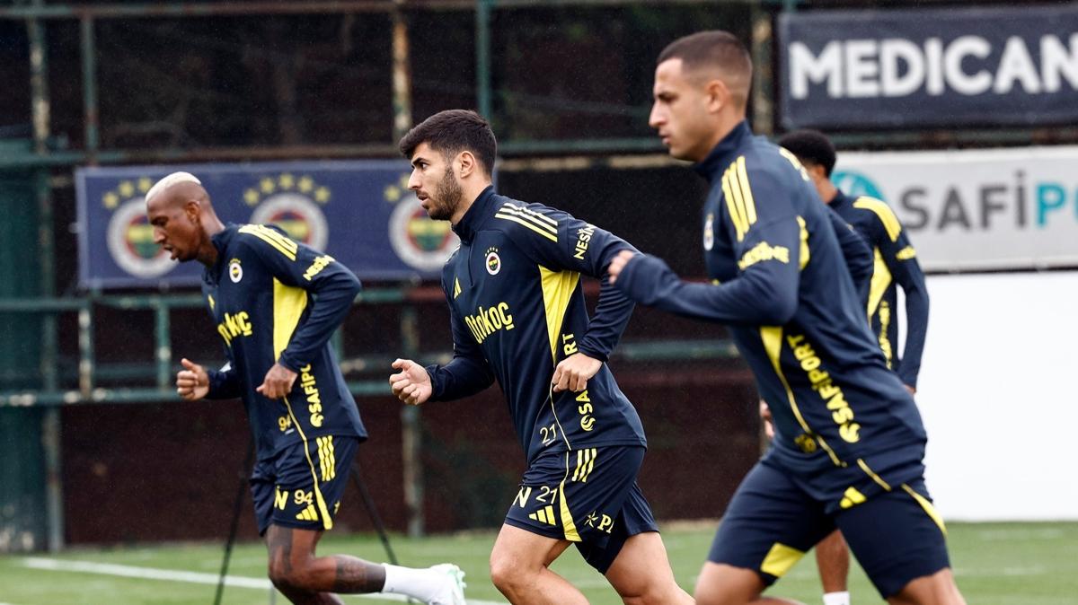 Fenerbahe milli arada almalarn srdryor