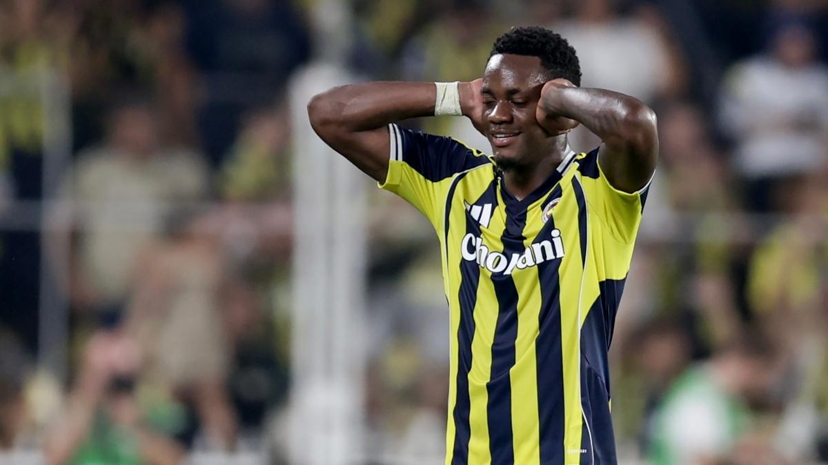 Jhon Duran'dan dikkat eken paylam