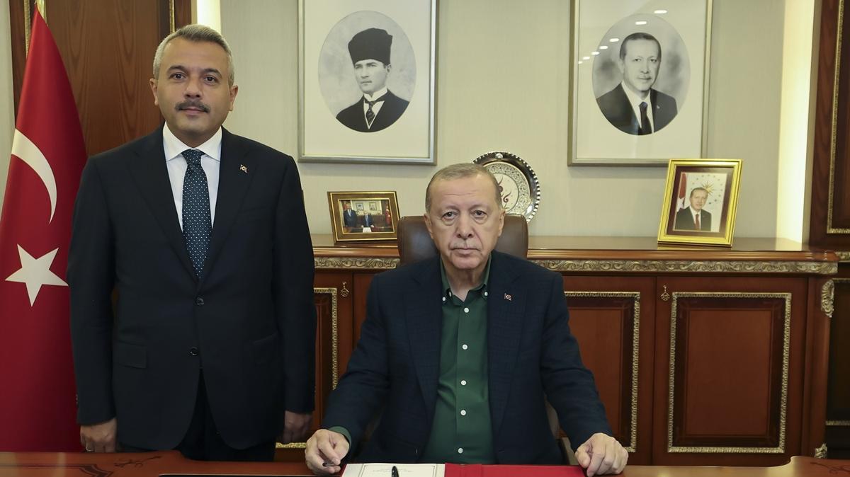 Cumhurbakan Erdoan'dan Rize Valilii'ne ziyaret