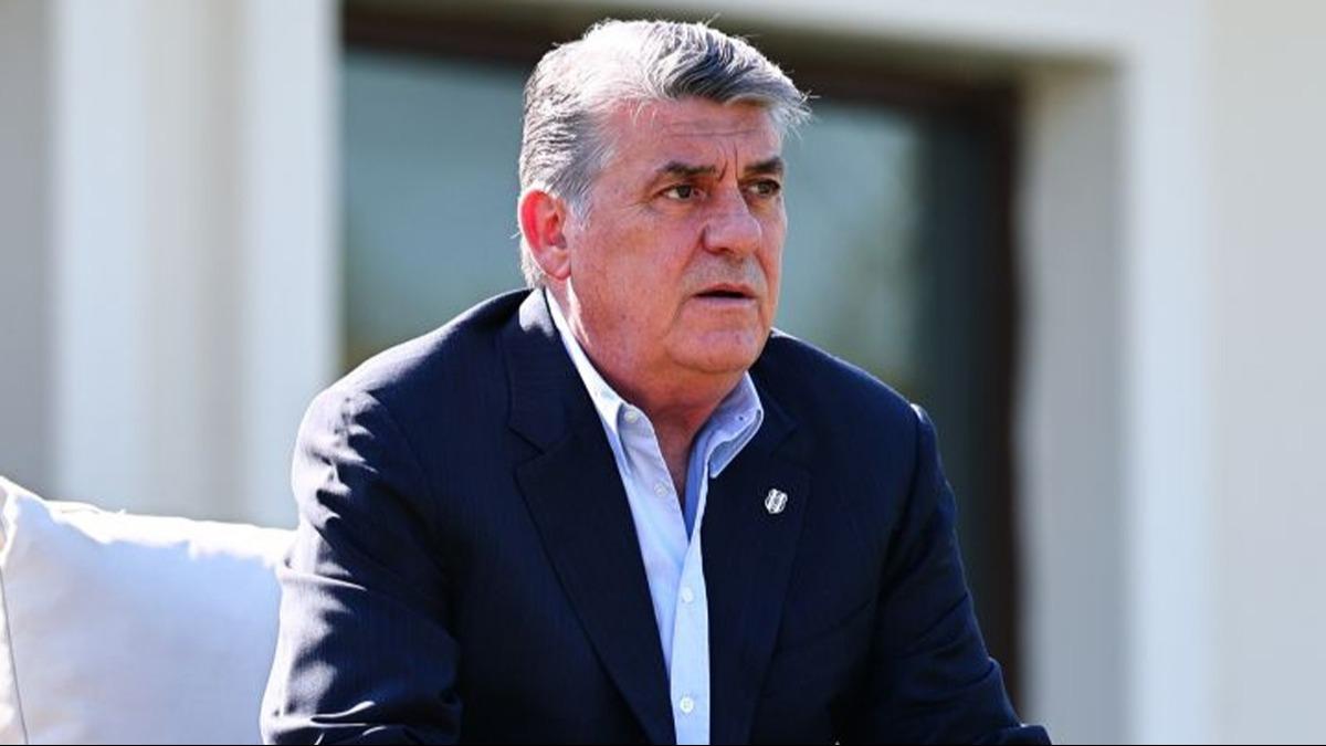 Serdal Adal, Beikta'n Genlerbirlii ma hazrlklarn takip etti