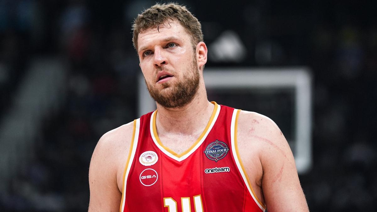 Sasha Vezenkov, Euroleague'de haftann MVP'si seildi