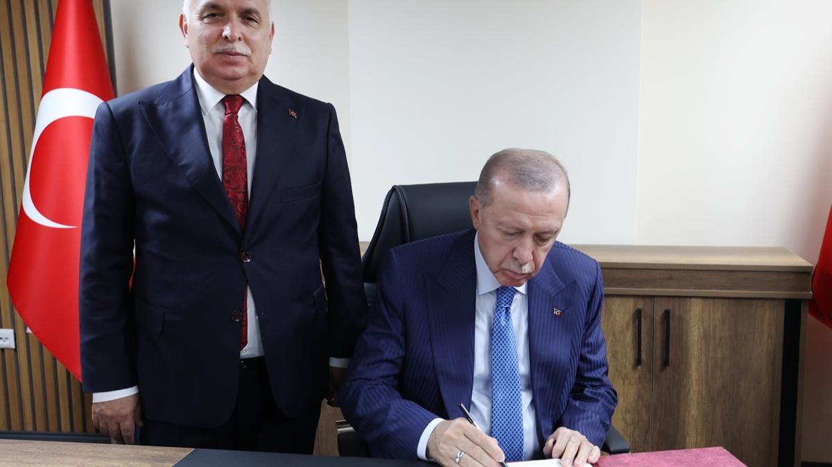 Cumhurbakan Erdoan, Trabzon Valisi Yldrm' kabul etti