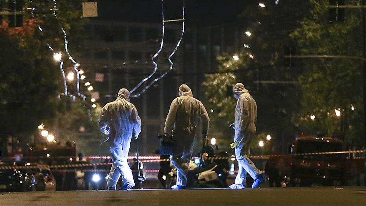 Komuda gvenlik alarm: Tarm Bakanlna bombal saldr