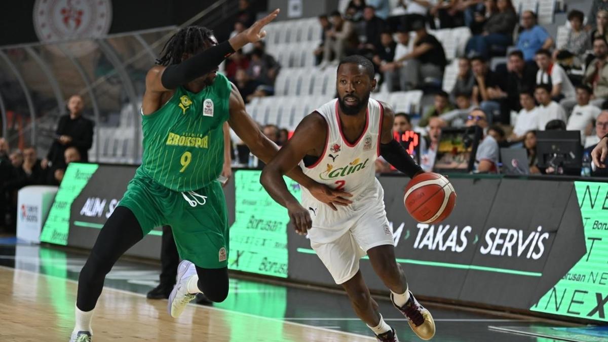 Esenler Erokspor galibiyetle tant