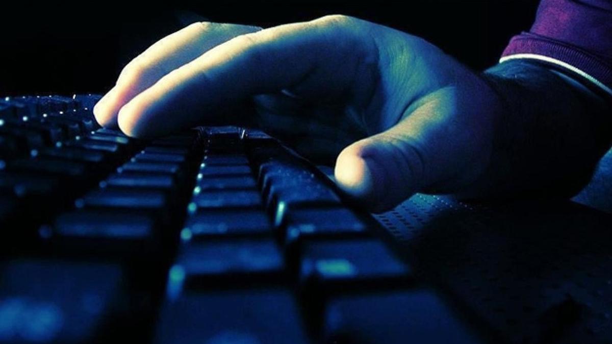Sahte e-imza etesi davas... 5 kii yeniden tutukland