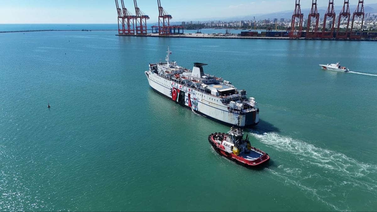 17. yardm gemisi Gazze'ye yola kt... Bakan Yerlikaya: Tarihin doru tarafnda yer aldk 