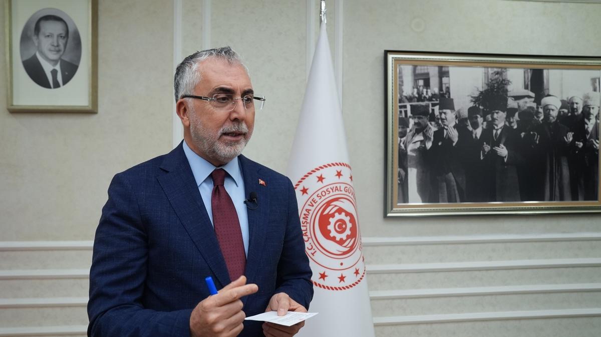 Bakan Ikhan aklad: 2028'e kadar 1 milyon niversiteliye i frsat  