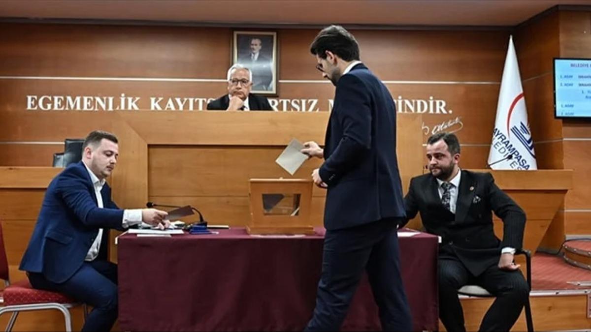 Bayrampaa'da hileli seim! CHP'nin ''pusula'' iddias rtld