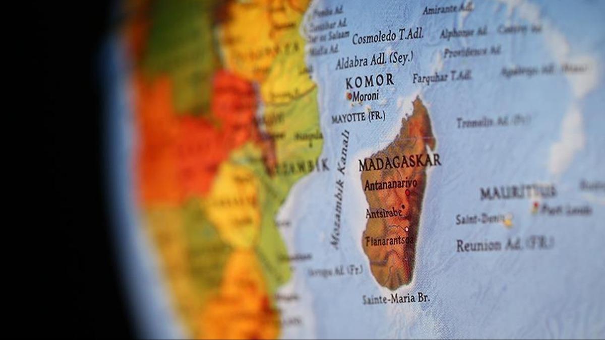 Madagaskar'da ordu ynetime el koydu! Albay Randrianirina geici cumhurbakan ilan edildi