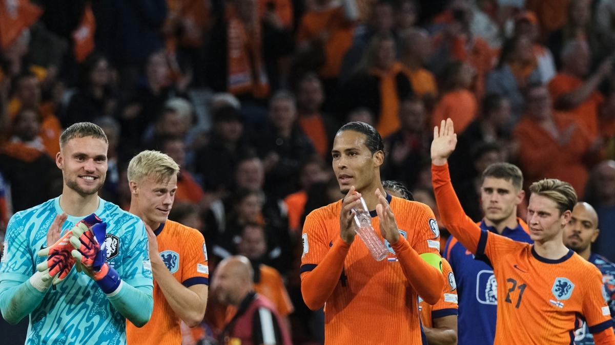 Marco van Basten'den Van Dijk'a liderlik eletirisi!
