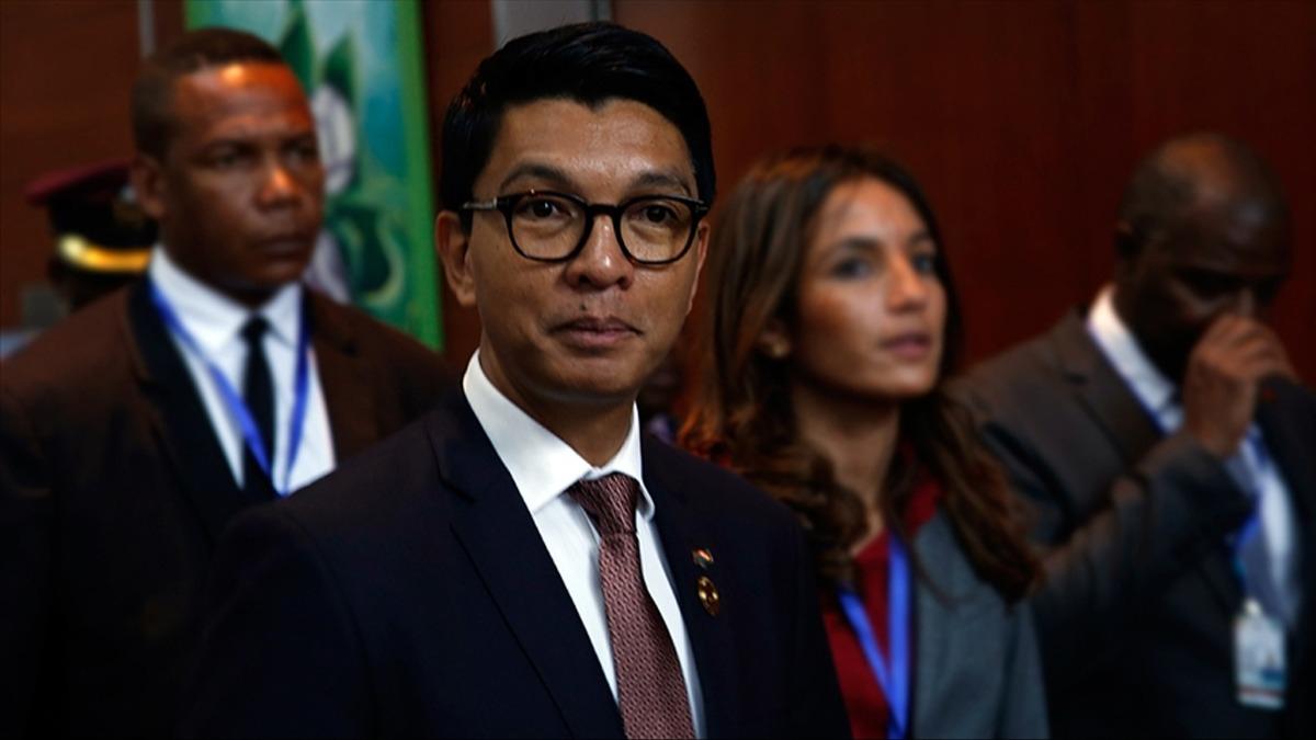 Rajoelina ulusa seslendi! ''Anayasa'' vurgusu yapt
