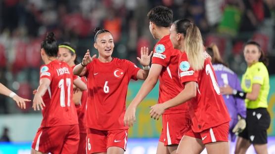 A Milli Kadın Futbol Takımı'nın aday kadrosu belli oldu