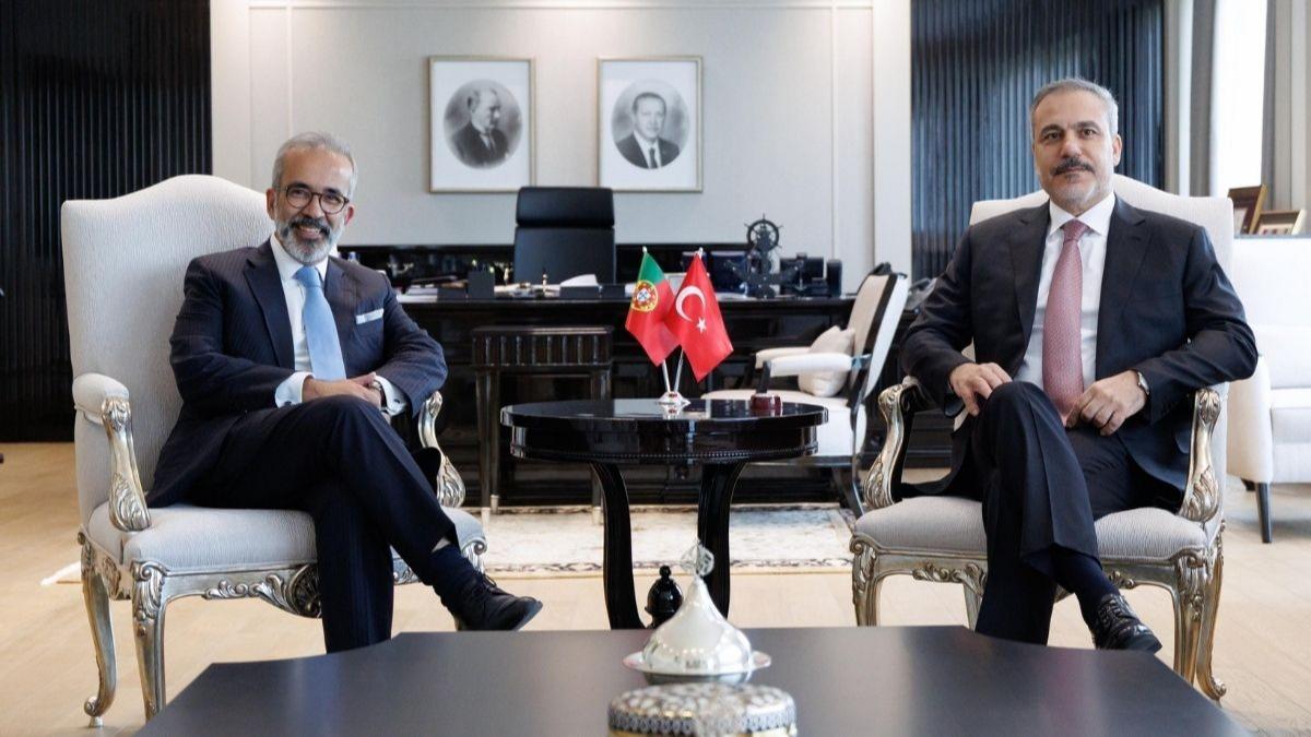 Bakan Fidan, Portekizli mevkida ile bir araya geldi