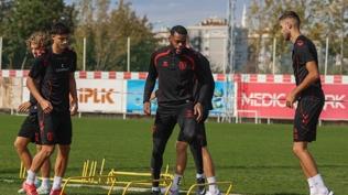 Samsunspor'un yıldızları, milli takımlarında parladı