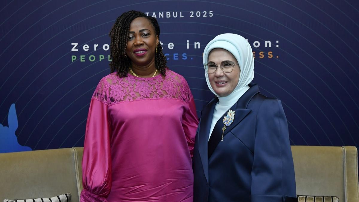 Emine Erdoan, Sierra Leone Cumhurbakan'nn ei Fatima Maada Bio ile bir araya geldi 