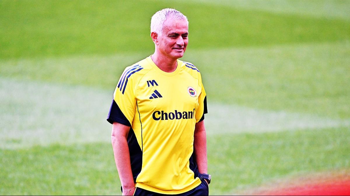 Mourinho'dan Fenerbahe aklamas! ''Bana iimi mi retiyorsunuz?''