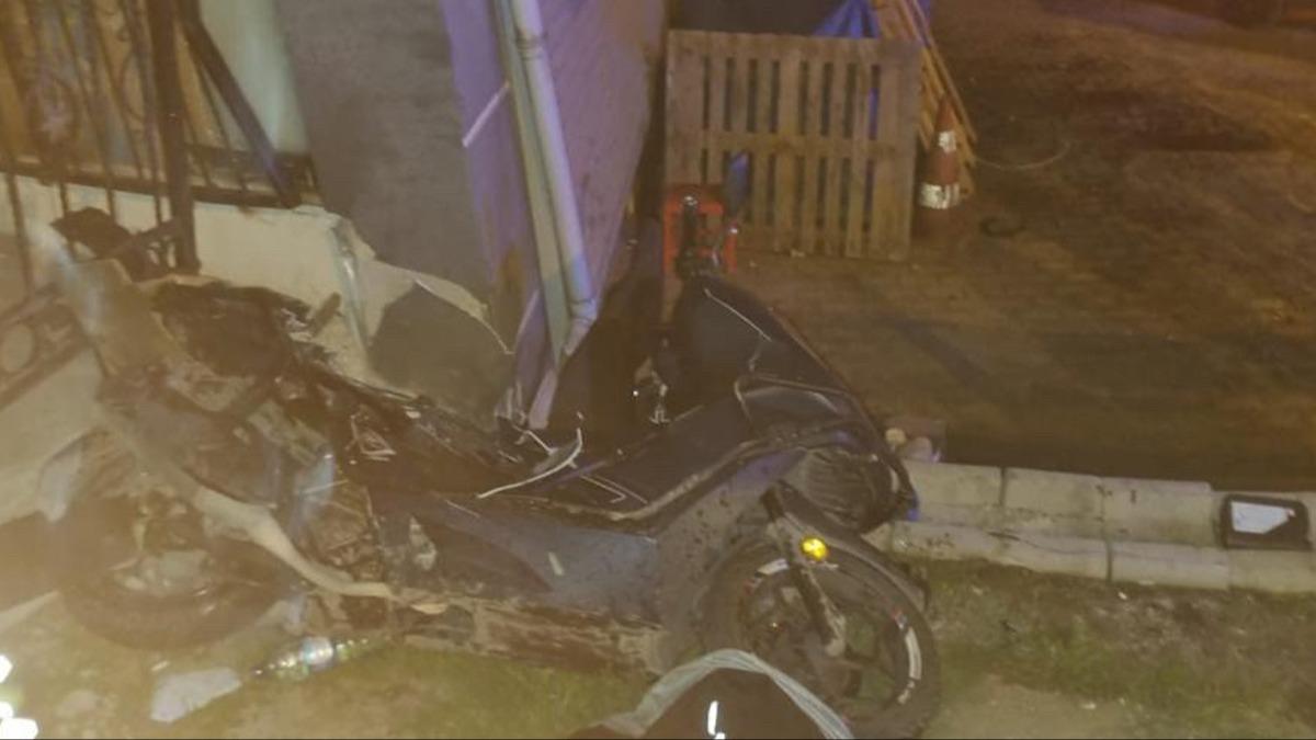 Beylikdz'nde motosikletli kurye feci kazada can verdi