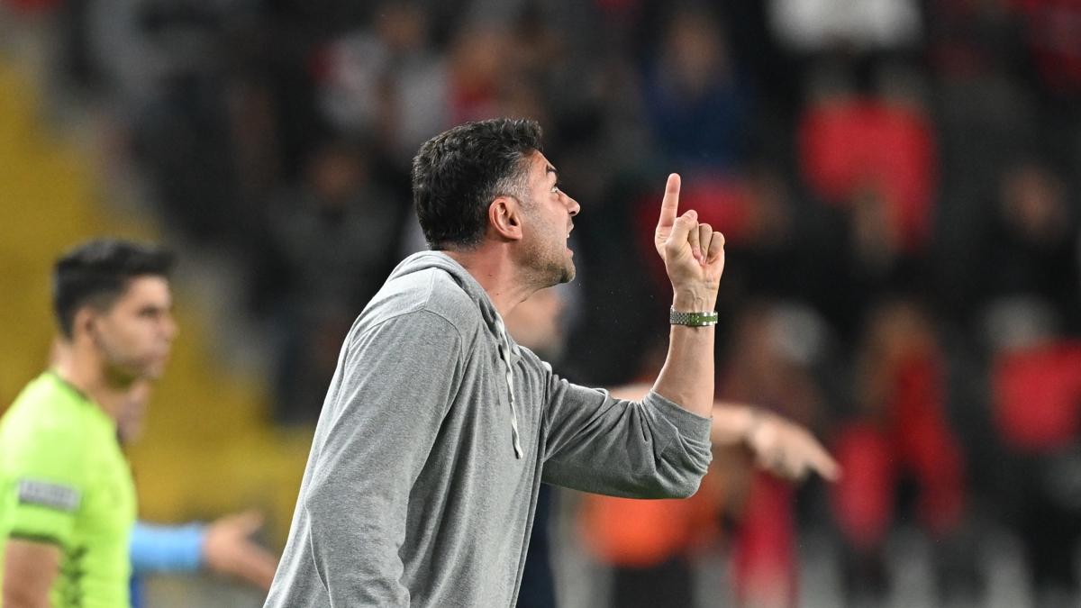 Burak Ylmaz: Bizim ayaklarmz yere basyor
