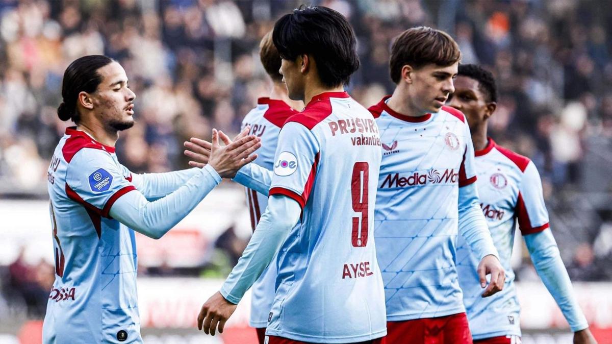 Feyenoord, Heracles'e gol yadrd!