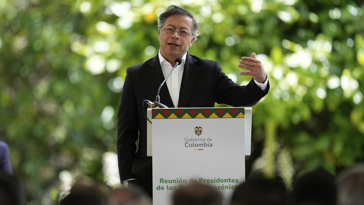 Yanl yere saldrdlar! Petro: ABD'den aklama bekliyoruz