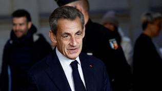 Eski Fransa Cumhurbaşkanı Sarkozy yarın hapse giriyor: Tek kişilik hücrede kalacak