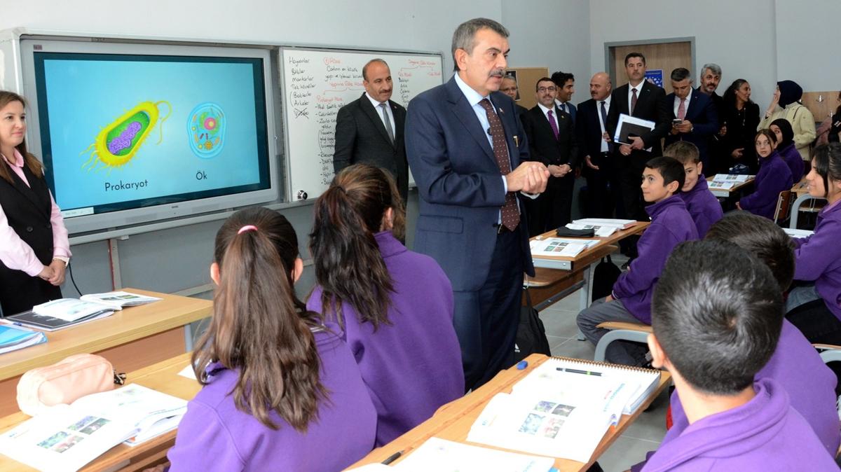 Bakan Tekin: Trkiye Yzyl Maarif Modeli adyla bambaka bir sre balattk