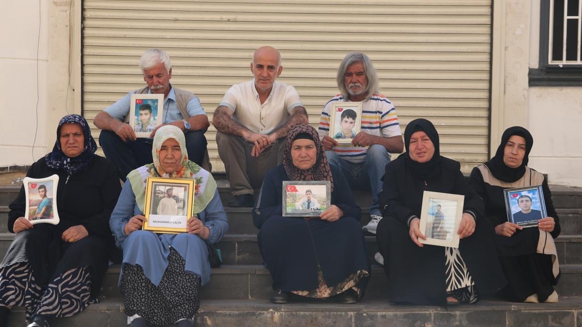 Diyarbakır annelerinin nöbeti 2241'inci gününde! Cumhurbaşkanı Erdoğan ve Bahçeli'ye teşekkür ettiler