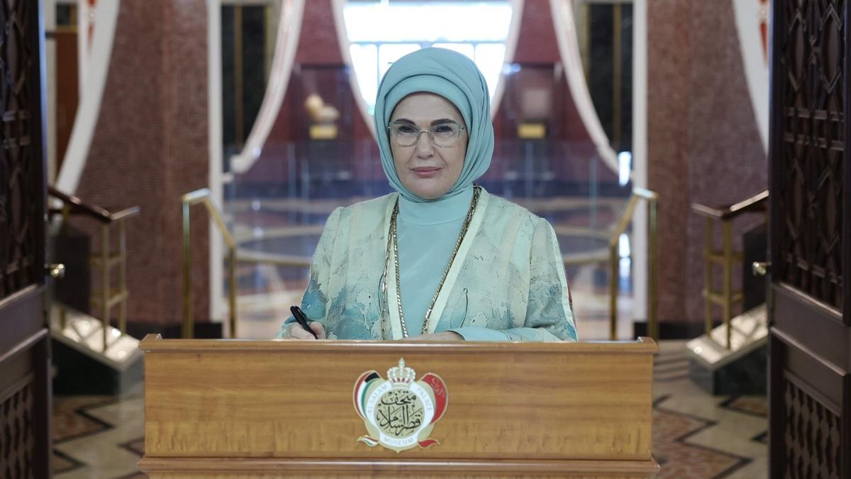 Emine Erdoan, Kuveyt'te Al Salam Saray Mzesi'ni ziyaret etti