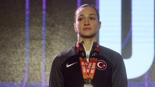 Buse Naz Çakıroğlu dünya sıralamasında zirvede!