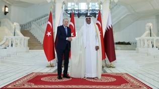 Cumhurbaşkanı Erdoğan Katar'da! İki ülke arasında imzalar atıldı