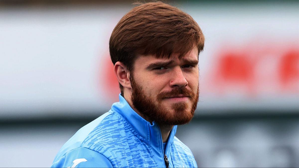 Arseniy Batagov'dan transfer aklamas! ''Gitmek gibi dncem yok''