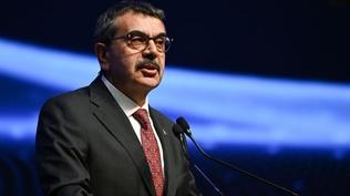 Bakan Tekin: Çocuklarımızı mesleki ve teknik eğitime yöneltecek bir girişim olarak bütün ortaokullarımızın bünyesinde hedefimiz var