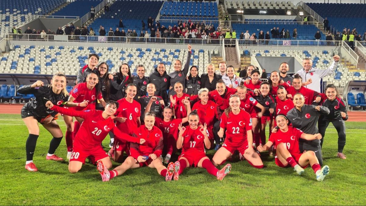 A Milli Kadın Futbol Takımı, Kosova'yı farklı geçti