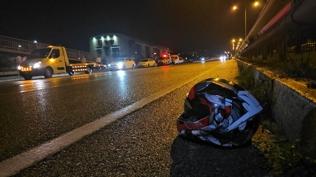 Çorum'da seyir halindeki motosiklet bariyerlere çarptı: 1 can kaybı
