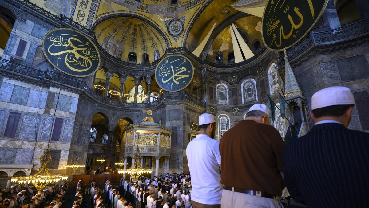 Cuma hutbesinde kardeşlik ruhuna vurgu