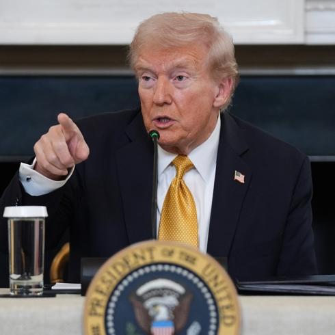 Trump üç ismi hedef gösterdi