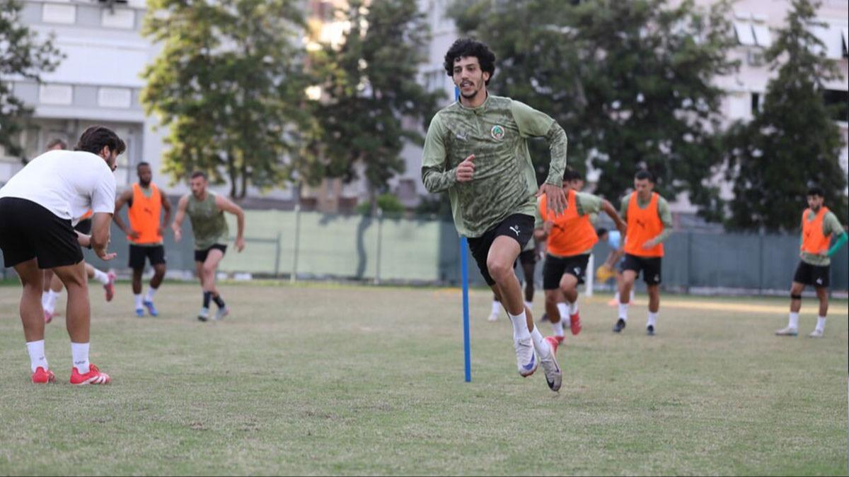 Alanyaspor kupa mesaisine balad 