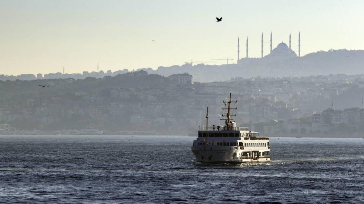 Deniz ulaşımına kötü hava engeli! Bazı seferler iptal edildi