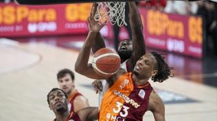Galatasaray evinde farklı kazandı